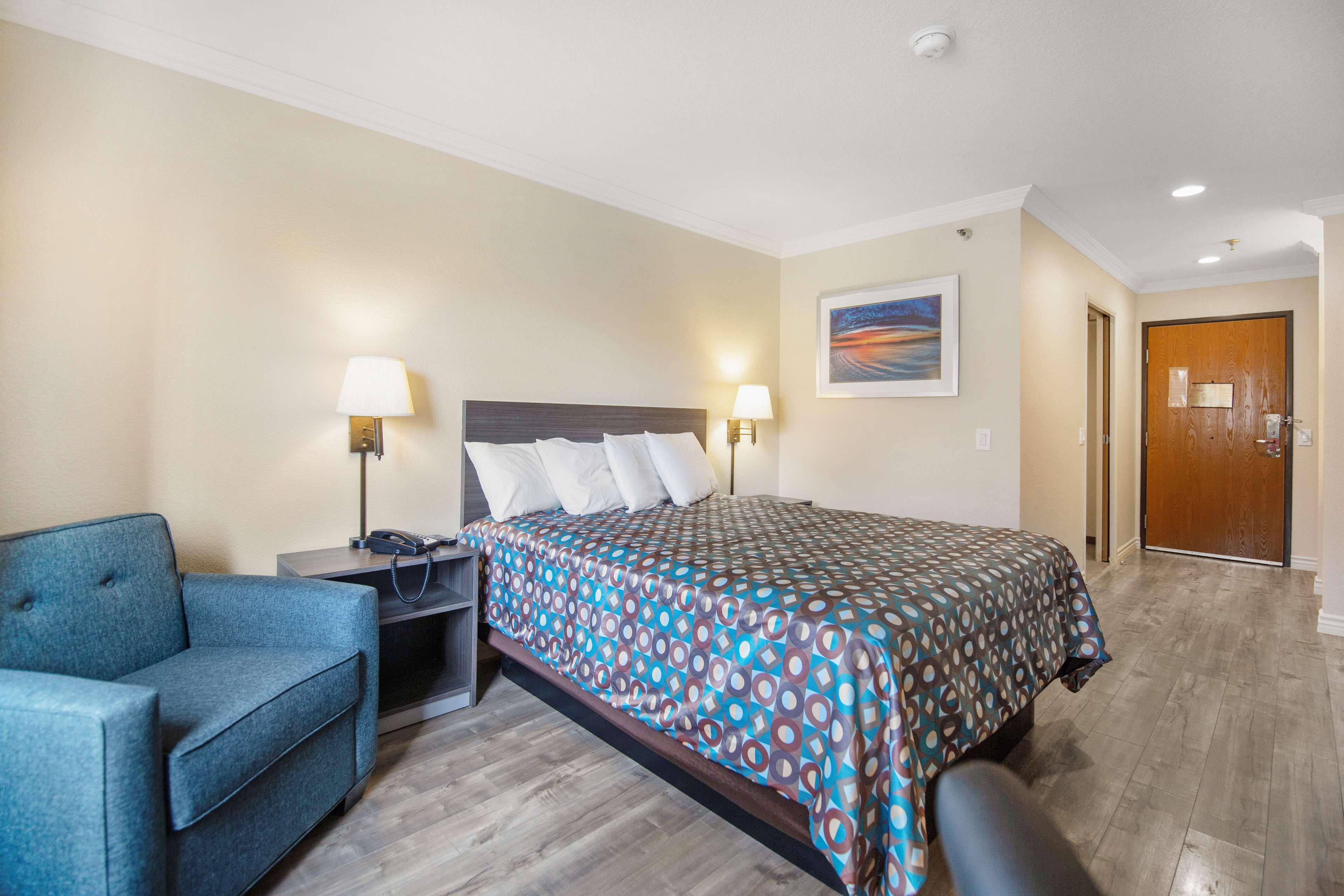 Fontana Hotel Phòng bức ảnh